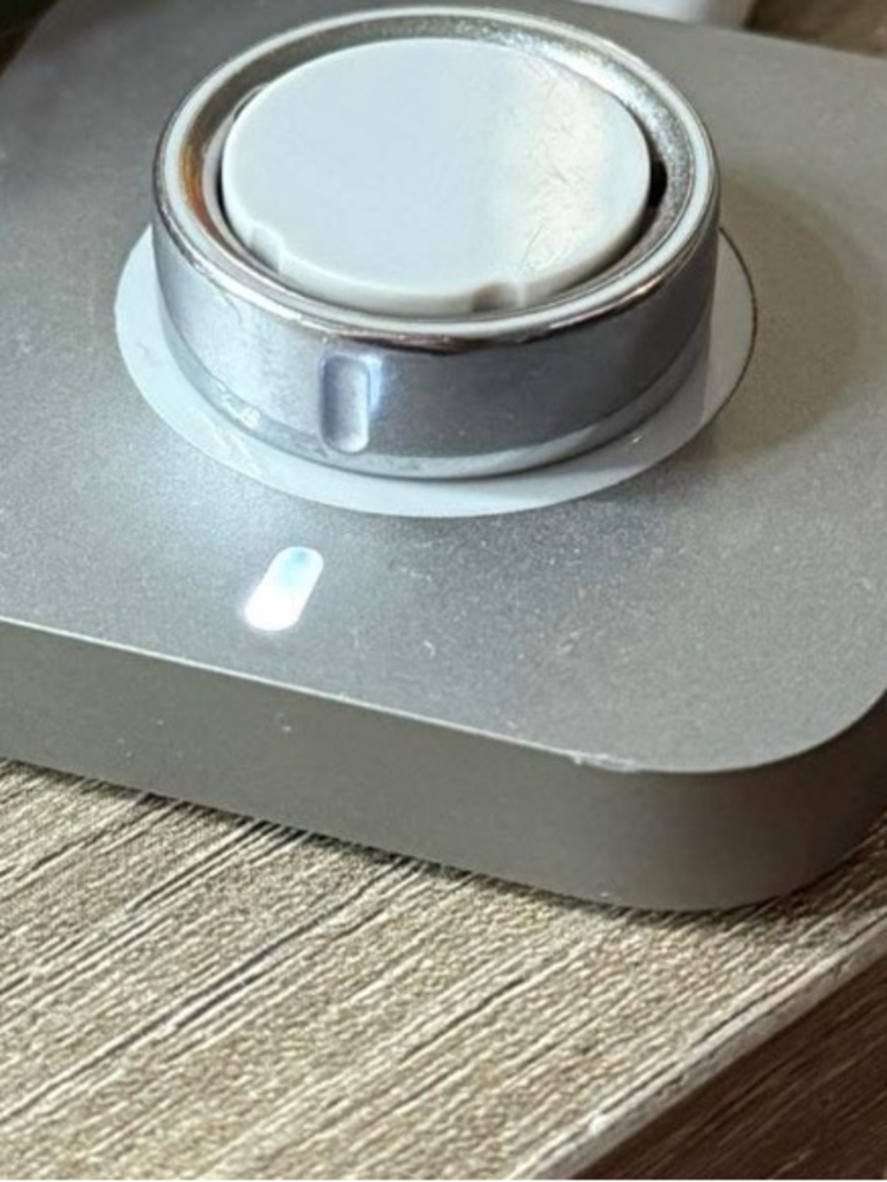 Oura Silver Magnetic Charging Dock